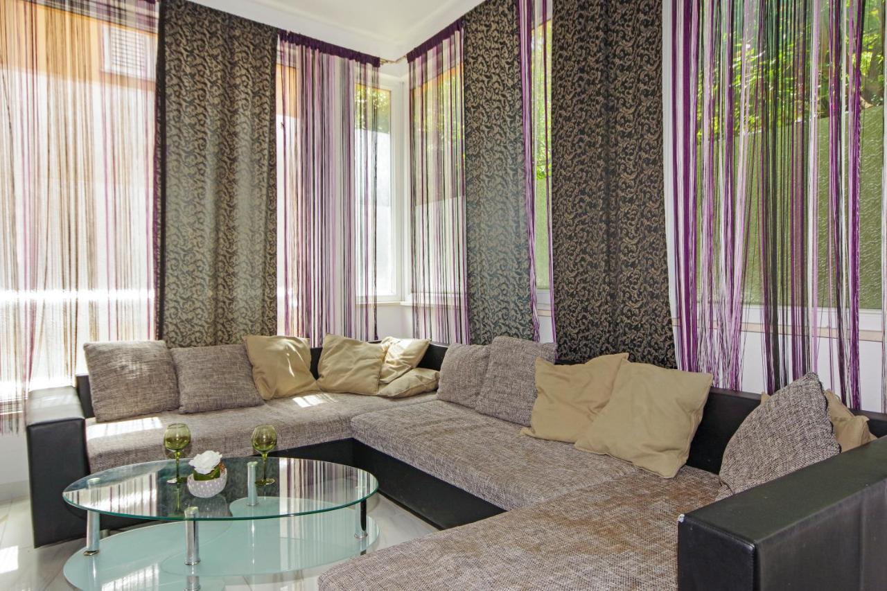 Apartment House สปลิท ภายนอก รูปภาพ